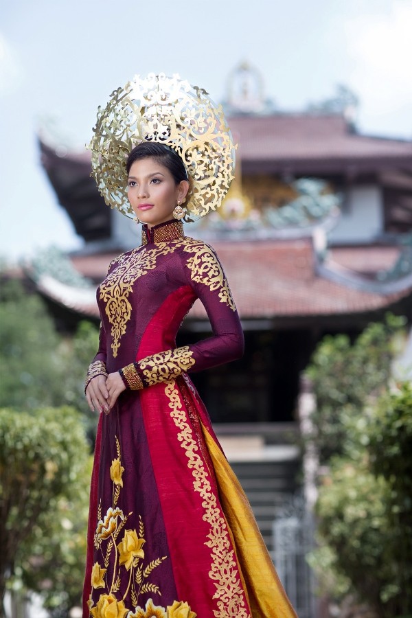Bộ quốc phục của Hoa hậu Việt Nam