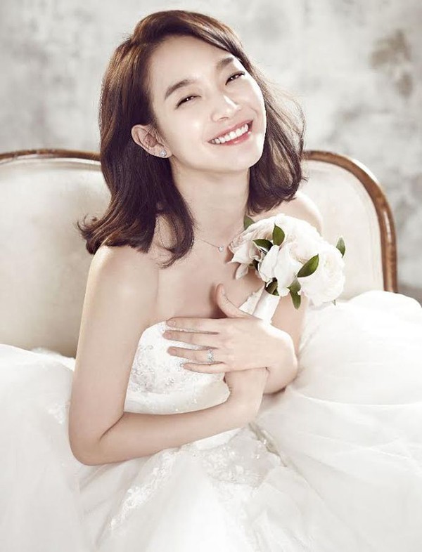 Shin Min Ah