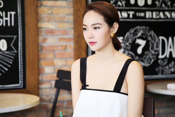 SaoViệt đổi d&aacute;ng l&ocirc;ng m&agrave;y