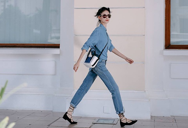 Những thiết kế quần jeans nào đang sốt sình sịch trong hè này?