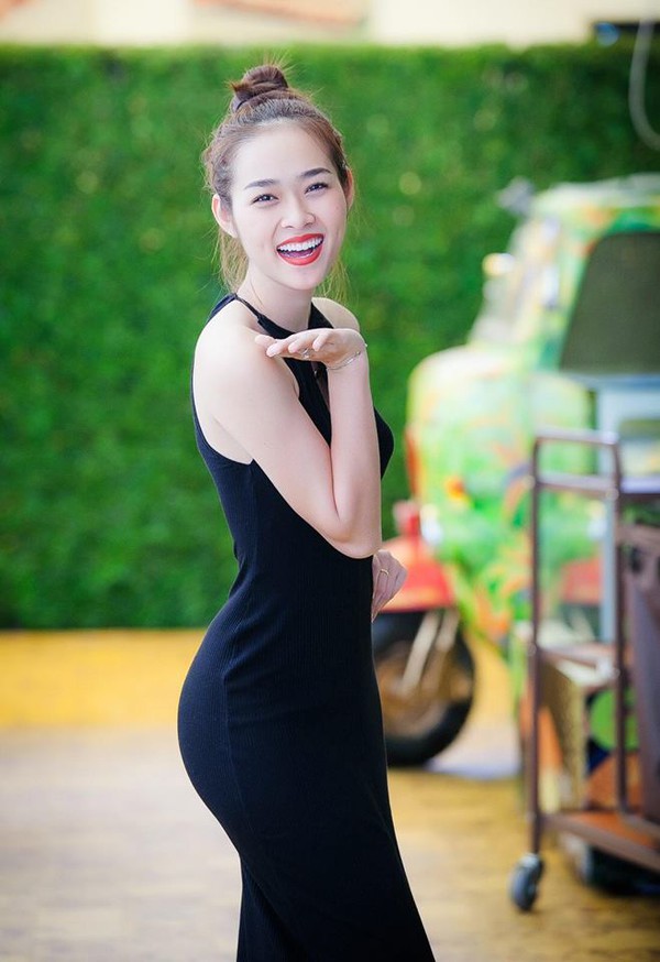 phong cách của bà mẹ hotgirl