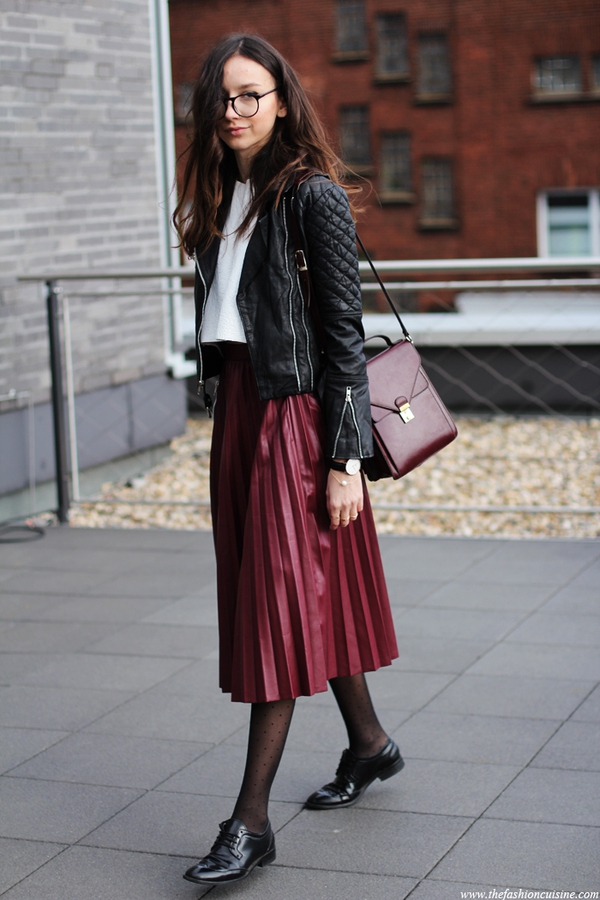 red and black street style