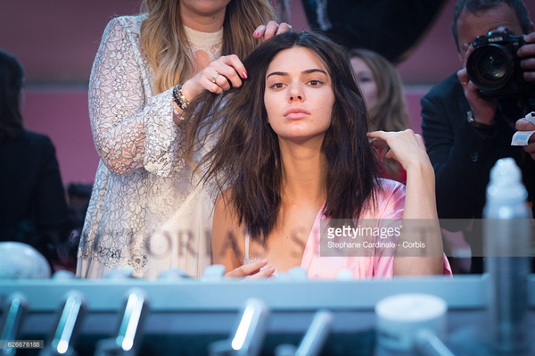 Devon Windsor (left) and Liu Wen