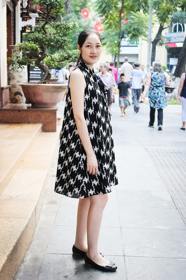 Street style đơn giản và nhẹ nhàng của quý cô Hà Thành 4