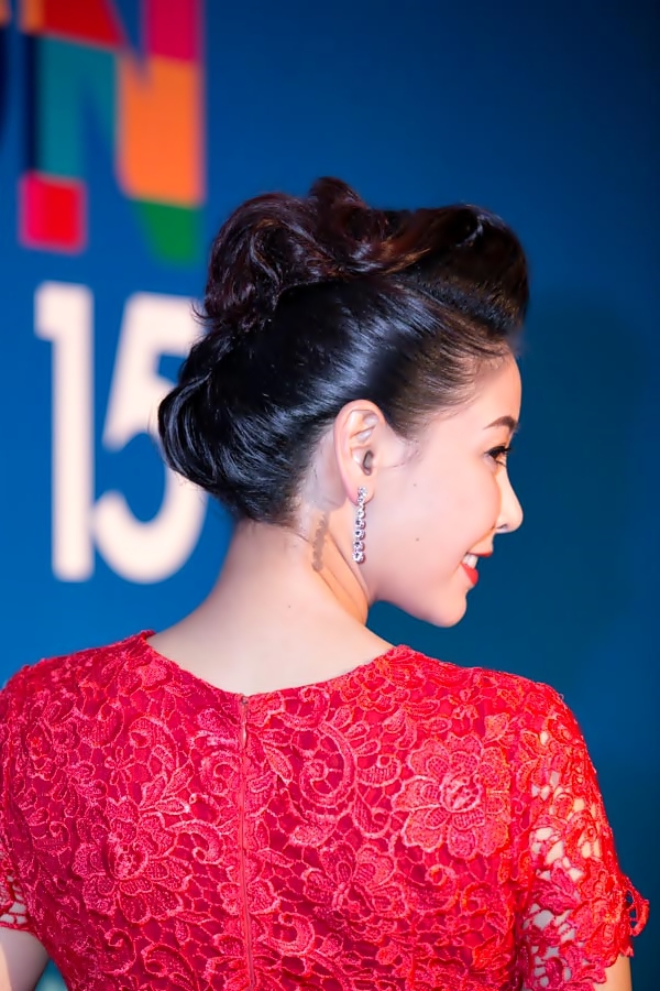 “Soi” tóc đẹp và đẳng cấp của sao Việt tại Elle Fashion Show 7
