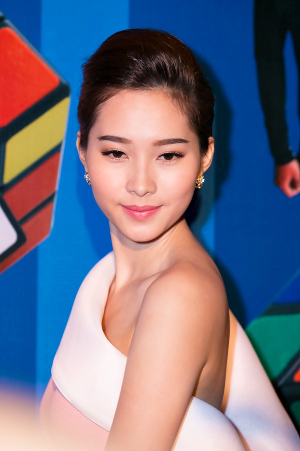 “Soi” tóc đẹp và đẳng cấp của sao Việt tại Elle Fashion Show 1