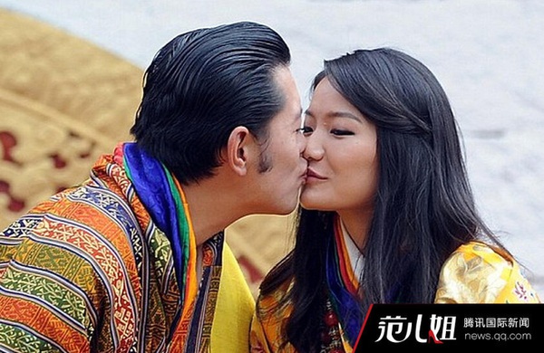 Chuyện tình cổ tích của vị Quốc vương quyến rũ và si tình nhất thế giới Chuyện tình cổ tích của vị Quốc vương quyến rũ và si tình nhất thế giới