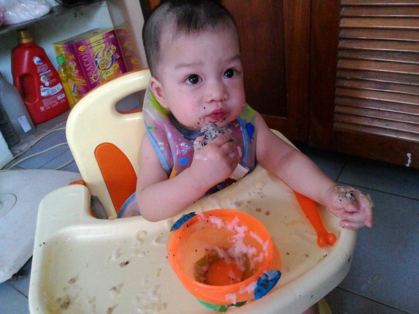 Lý do tôi cho con ăn dặm theo phương pháp Baby Led Weaning  2