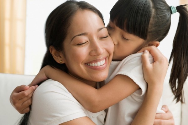 Mẹ c&oacute; d&aacute;m bu&ocirc;ng tay để con kh&ocirc;n lớn? 1