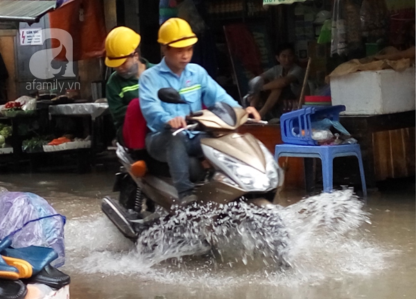 mưa ngập