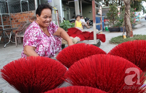 làng làm nhang