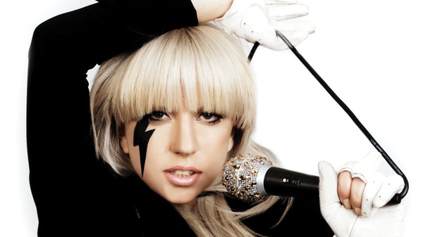Nhạc của Lady Gaga là vô nghĩa? 2