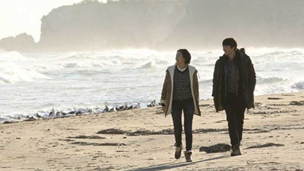 Kwon Sang Woo, Soo Ae hẹn hò trên bãi biển 1