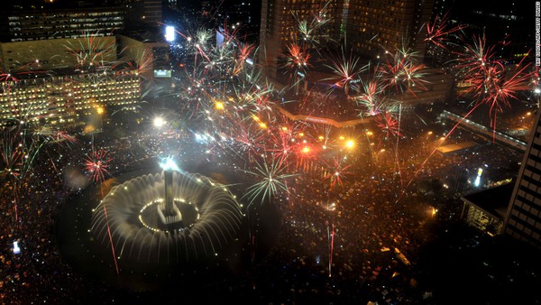 Thế giới đón năm mới 2013 trong pháo hoa rực rỡ 62