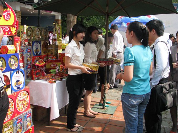 Doanh nghiệp b&aacute;nh kẹo: Gia tăng sản lượng phục vụ Tết 1