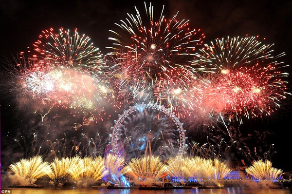 Thế giới đón năm mới 2013 trong pháo hoa rực rỡ 21