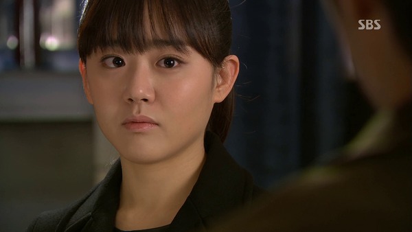 Moon Geun Young bị 