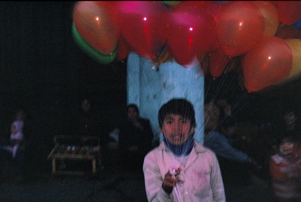 Bộ ảnh sống động về Hà Nội năm 1989 của nhiếp ảnh gia người Mỹ 16
