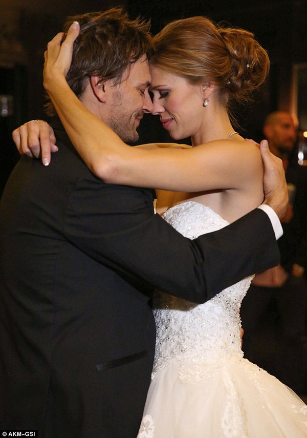 Chồng cũ Britney Spears - Kevin Federline khóc trong lễ cưới lần 2 10