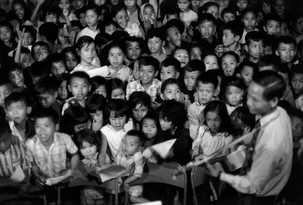 Bộ ảnh quý giá về Việt Nam năm 1966 của nữ phóng viên ảnh người Mỹ 24
