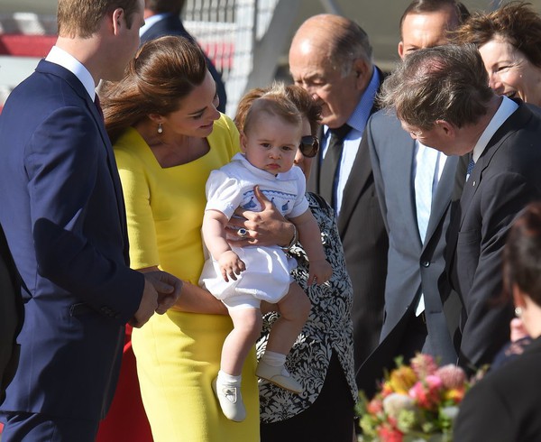 Những khoảnh khắc đẹp nhất của Công nương Kate và Hoàng tử bé 10