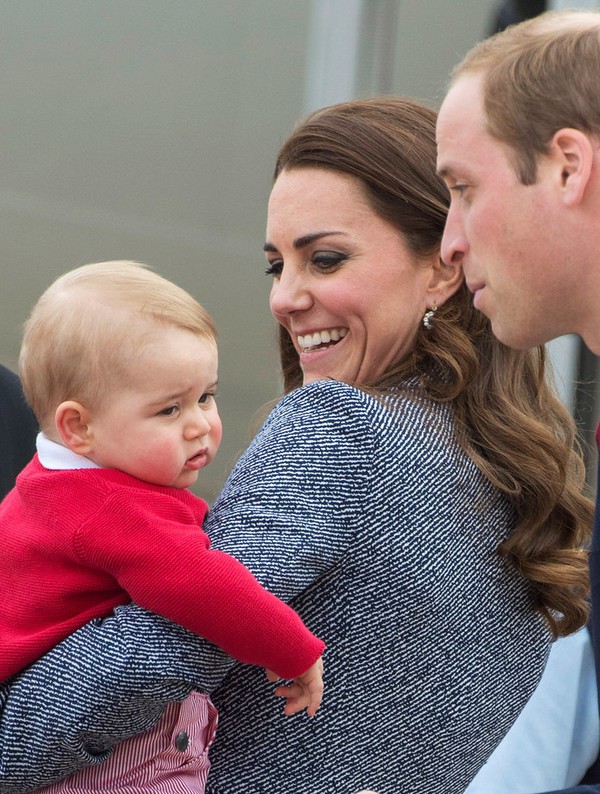 Những khoảnh khắc đẹp nhất của Công nương Kate và Hoàng tử bé 13