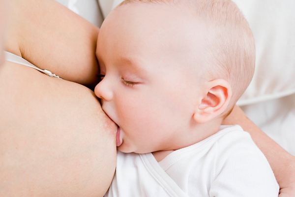 Điều các mẹ cần biết khi cai sữa cho con 1