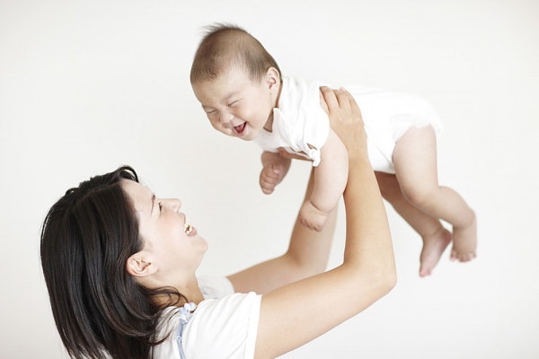 5 điều phải nằm lòng khi chăm bé sơ sinh 1