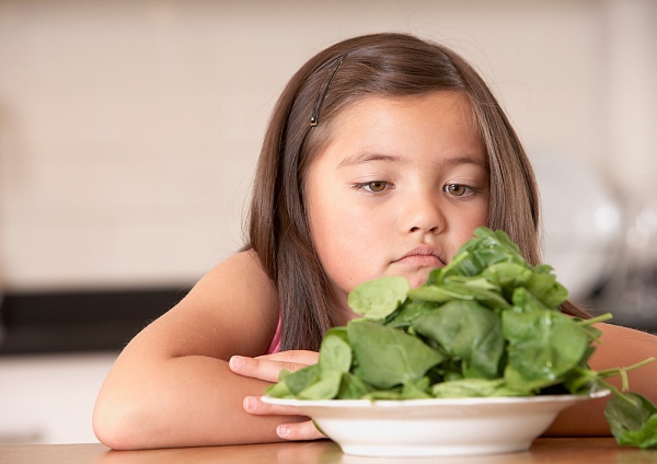 5 việc không nên làm khi cho con ăn rau củ  1
