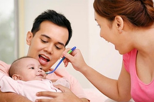 Tai hại kiểu chăm con tiết kiệm 1 Tai hại kiểu chăm con tiết kiệm 1