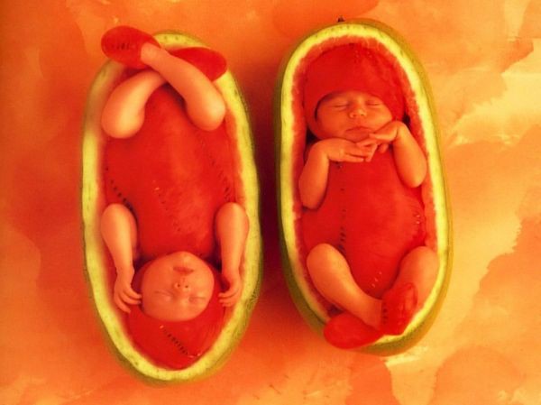 Ngẩn ngơ với chùm ảnh bé sinh đôi tuyệt đẹp 12 Ngẩn ngơ với chùm ảnh bé sinh đôi tuyệt đẹp 12