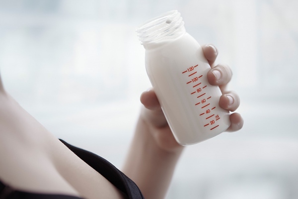 6 việc làm đơn giản giúp mẹ dồi dào sữa cho con 1