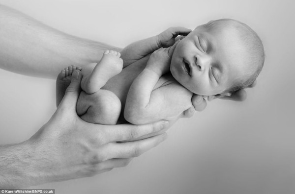 Ngắm những hình ảnh siêu yêu của bé sơ sinh khi ngủ 13