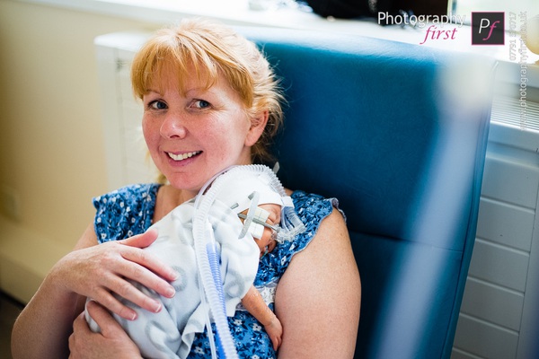 Chùm ảnh: Hành trình cảm động của em bé sinh non ở tuần thai 26  20