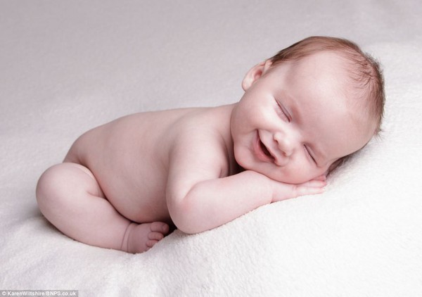 Ngắm những hình ảnh siêu yêu của bé sơ sinh khi ngủ 7