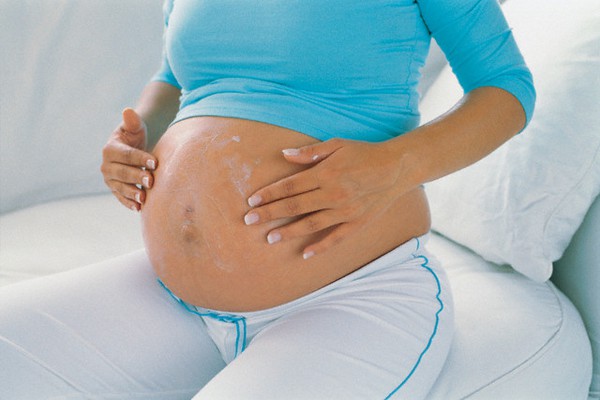 10 phiền phức mẹ bầu thường gặp trong thai kì 1