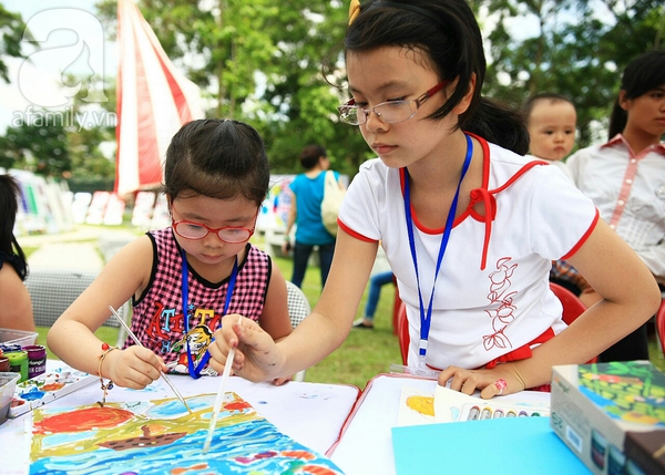 Mang con đến Bảo tàng Dân tộc để 