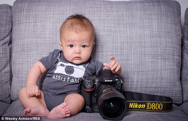 Ông bố mê chụp ảnh và những bức hình siêu yêu chụp cho con 2 Ông bố mê chụp ảnh và những bức hình siêu yêu chụp cho con 2