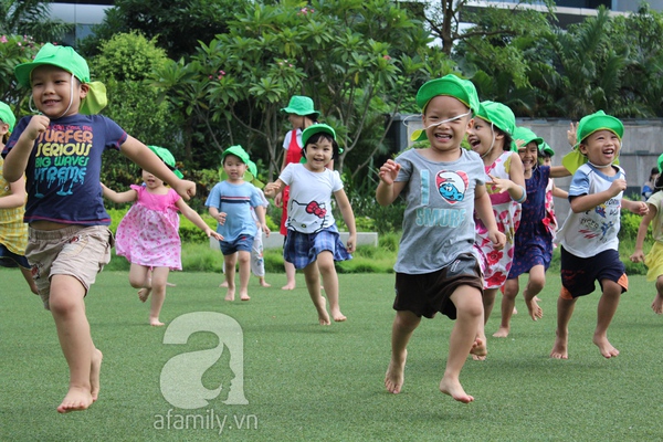 “Ngày đầu con đi học, mẹ nước mắt nhạt nhòa!” 3