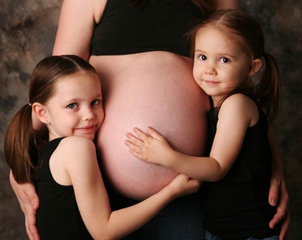 Việc sinh con quá liền nhau có ảnh hưởng gì đến mẹ và bé? 1