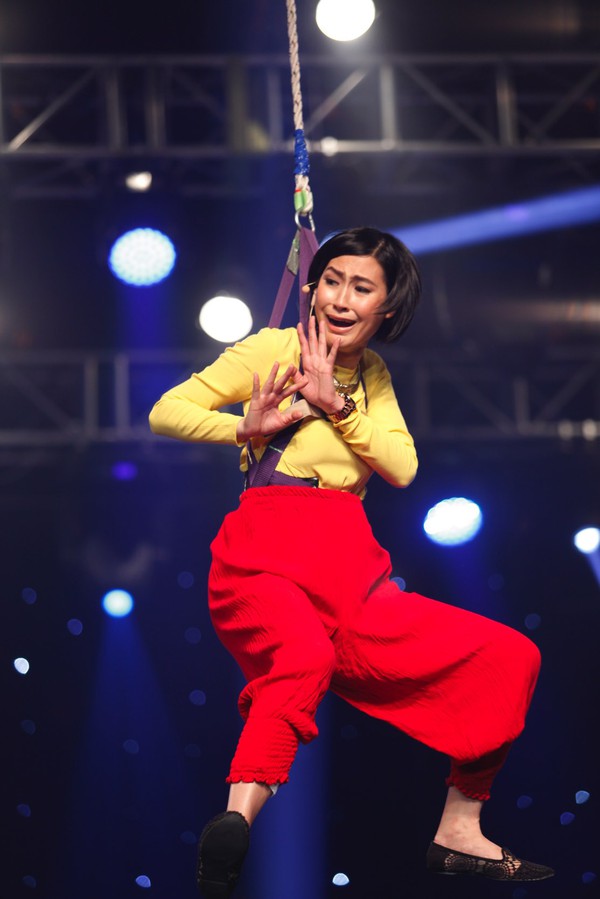 Ngô Kiến Huy, Diệp Lâm Anh thi nhảy trên sân khấu “Chết Cười”  5