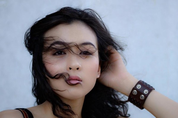 Ảnh Mỹ nhân đầu trọc Hoa Di Linh Vietnam Idol 7 Ảnh Mỹ nhân đầu trọc Hoa Di Linh Vietnam Idol 7