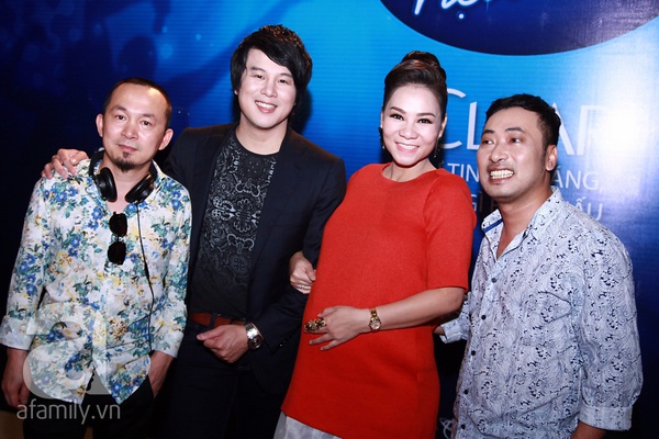 Ảnh cô gái xăm mình ở Vietnam Idol 13