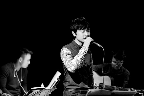 Vietnam idol thầy giáo hot boy minh quân 6 Vietnam idol thầy giáo hot boy minh quân 6