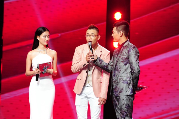 đăng quang hạ vy the voice 1