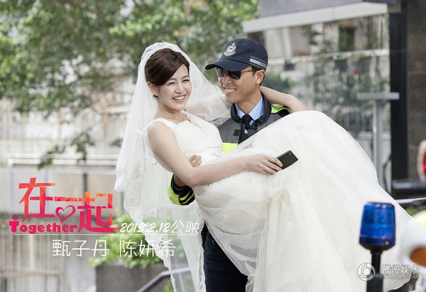 Angelababy h&ocirc;n mỹ nam &ldquo;You&rsquo;re the apple of my eye&rdquo; 4