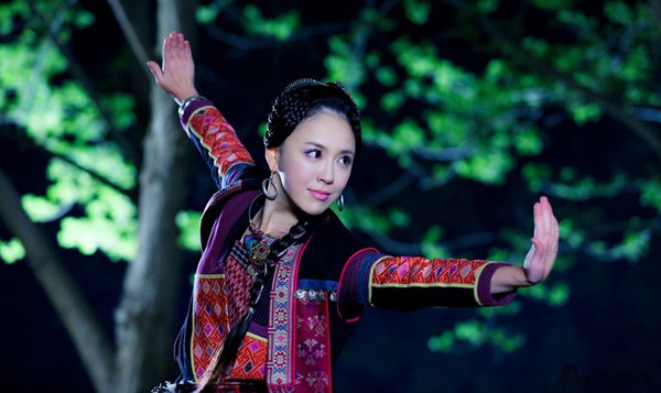 &ldquo;Tiểu muội&rdquo; xinh đẹp của Lệnh Hồ Xung g&acirc;y sốt 9