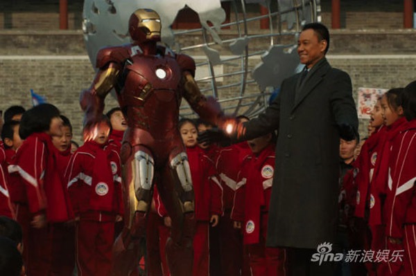 Phạm Băng lộ diện xinh đẹp trong “Iron man 3” 5