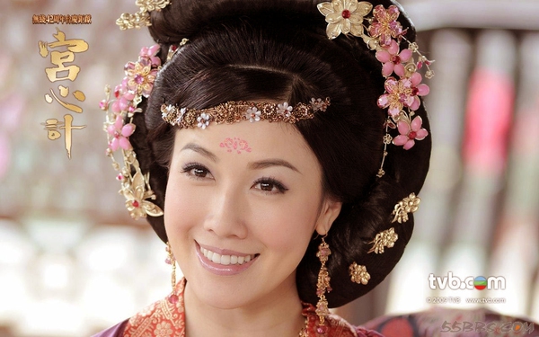 Những Hoa hậu diễn xuất dở tệ của TVB 8