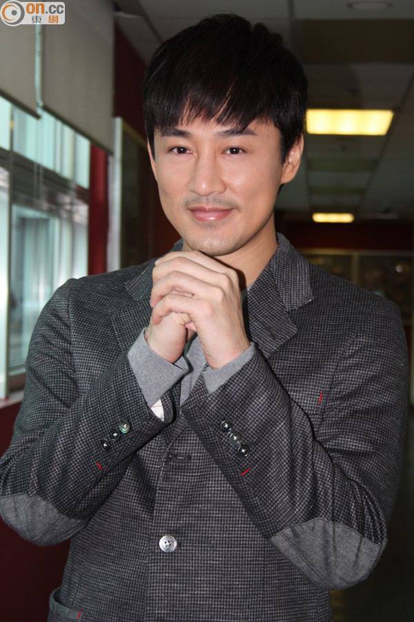 Lâm Phong mệt mỏi vì đóng phim cho TVB 1